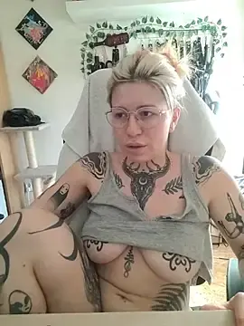 Stripchat Adult Webcams of divine_eve