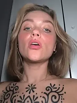 Stripchat Watch Live Sex Cams of Goldi159