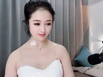 Stripchat Adult Video Chat of Momo-Wow