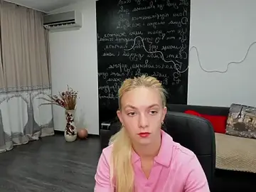 Stripchat Best live sex cam show of SonnySofia