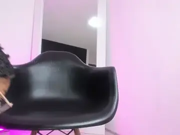 Stripchat Sex Cam of Beautyebony_