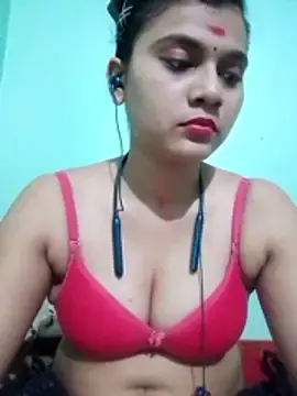 Stripchat Free Porn Cam of Kiara-Sharma