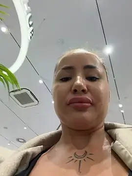 Stripchat Adult Webcam of beautydiamond