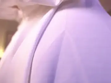 Stripchat Watch Live Sex Cams of ElleDiane