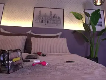 Stripchat Watch Live Sex Cams of ElleDiane