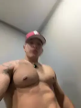 Stripchat Adult Webcam of Horny_nick19