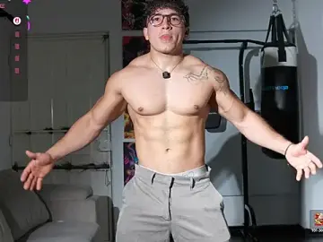 Stripchat Best live sex cam show of Horny_nick19
