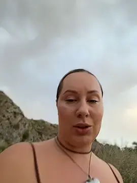 Stripchat Live Porn of Mona_Plus