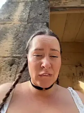Stripchat Free Porn Cam of Mona_Plus