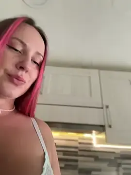 Stripchat Live Sex Cam of Mona_Plus