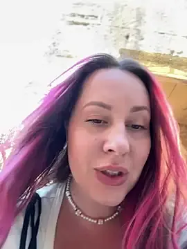 Stripchat Live Sex of Mona_Plus