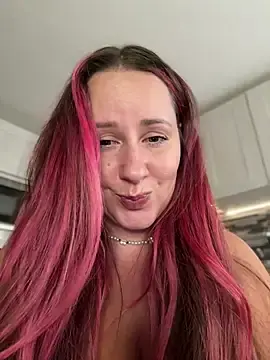 Stripchat Free Live Porn of Mona_Plus