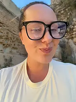 Stripchat Private Sex Chat of Mona_Plus