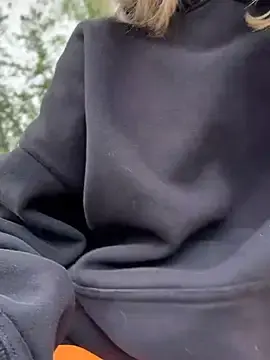 Stripchat Nude Webcam of RinaMood