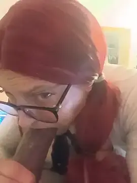 Stripchat Free Porn Cam of sissytrapdolly24