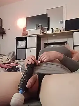 Stripchat Sex Cam of sissytrapdolly24