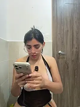 Stripchat Adult Webcam of MartinaSooler
