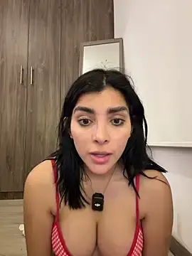 Stripchat Free Porn Cam of MartinaSooler