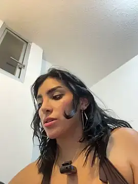 Stripchat Live Sex Cam of MartinaSooler