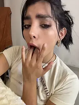 Stripchat Live Sex Cam of MartinaSooler
