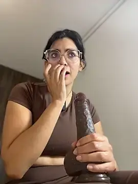 Stripchat Free Porn Cam of MartinaSooler