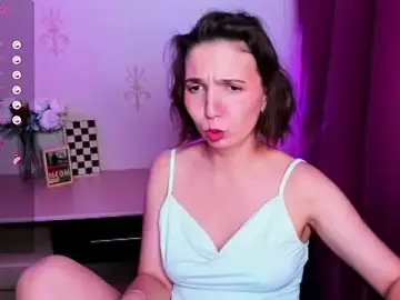 Stripchat Adult Webcams of KindHazelHere_