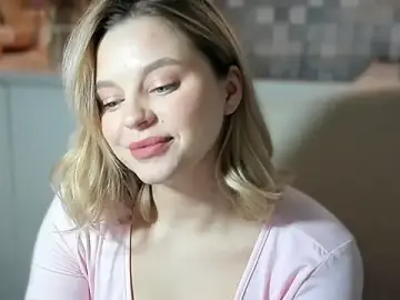 Stripchat Best Webcam of LilyFlamee