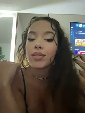 Stripchat Adult Webcams of RoseFerrera