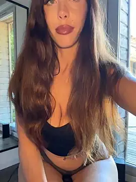 Stripchat Sex Cam of Eyline