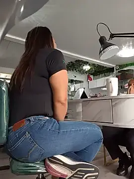 Stripchat Sex Cam of katialatimaecha