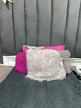 Stripchat Live Sex of LonelyQueenxx25