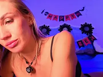 Stripchat Free Live Porn of Megan_Hamillton