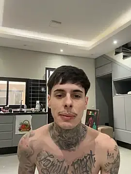 Stripchat Free Porn Cam of dylan_wolf