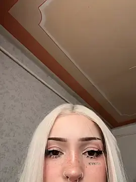 Stripchat Live Sex Cam of madelinexx