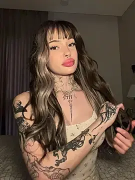 Stripchat Adult Webcam of madelinexx