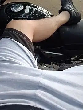 Stripchat Watch Live Sex Cams of MrStreetGuy