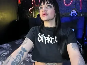 Stripchat Free Live Porn of noctara_voss