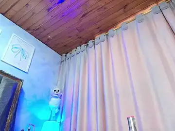 Stripchat Live Sex Cam of Eda_Bonne