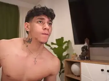 Stripchat Free Porn Cam of Josep_Davies