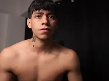Stripchat Best live sex cam show of Josep_Davies