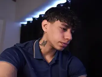 Stripchat Free Live Porn of Josep_Davies