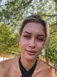 Stripchat Sex Chat of KikiWatson