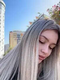 Stripchat Free Porn Cam of KikiWatson