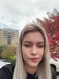 Stripchat Private Sex Chat of KikiWatson