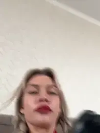 Stripchat Sex Chat of KikiWatson