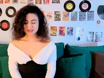 Stripchat Adult Webcam of Maya_Rogerss