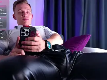 Stripchat Nude Webcam of S3Xyes