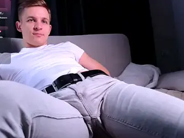 Stripchat Adult Webcam of S3Xyes