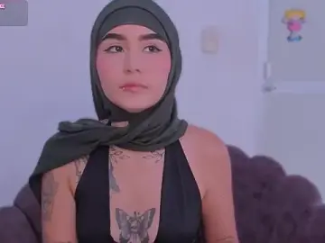 Stripchat Adult Webcam of seraphine_arabic