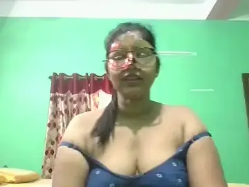 Stripchat Sex Chat of Kavya17